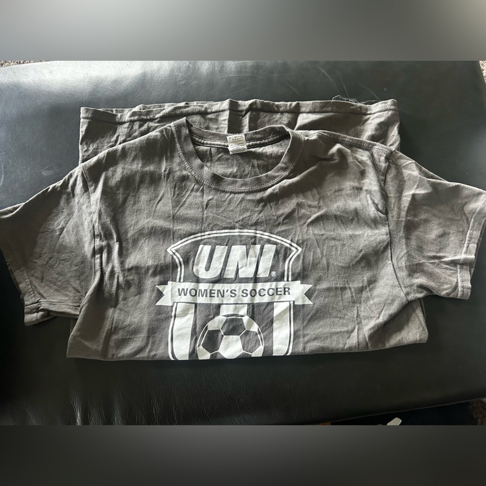 Gildan Gray Short Sleeve Tee Essential Comfort